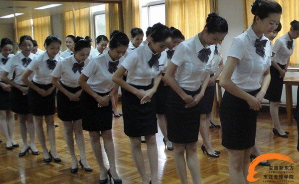 空乘专业对学员素质要求非常高