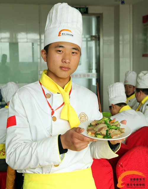 陈小虎与他的热菜:腊肉炒大蒜