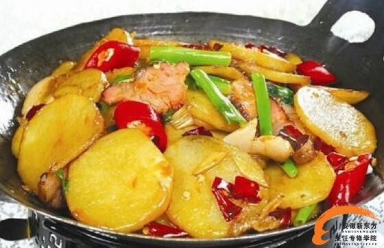 干锅土豆片