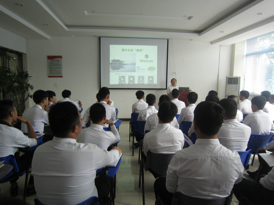 无锡蜜桃餐饮管理有限公司安徽新东方专场招聘会举办