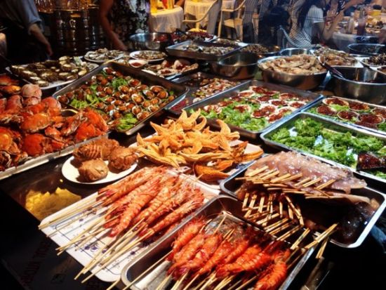 洪荒之力没处使？走着咱吃烧烤去！