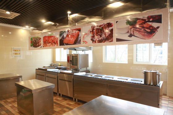 学西餐厨师有前途吗？学西餐就到安徽新东方