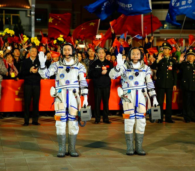 神舟十一号宇航员上太空都吃啥？菜谱五天不重样