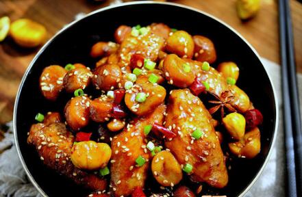 板栗烧鸡翅