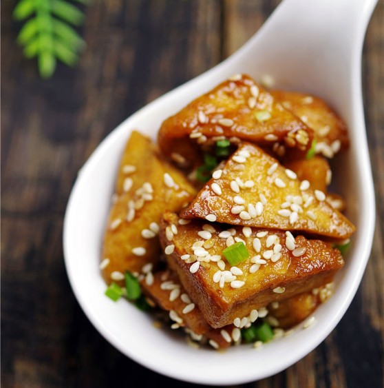 叉烧蜜汁豆腐角