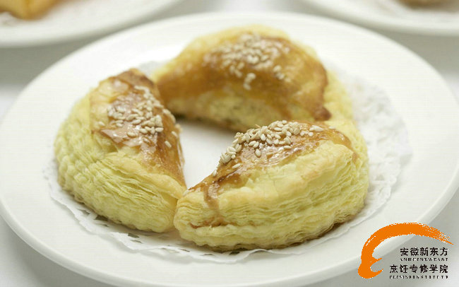 面点师培训首选安徽新东方 拿面点师证书