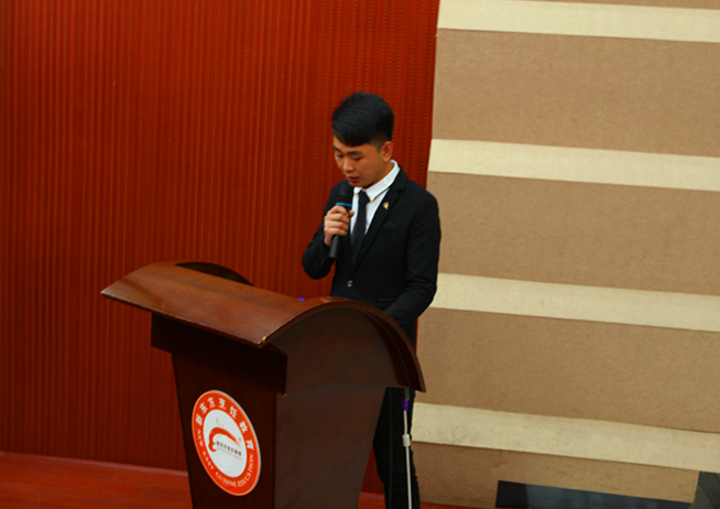 安徽新东方大厨15-04班毕业典礼圆满结束