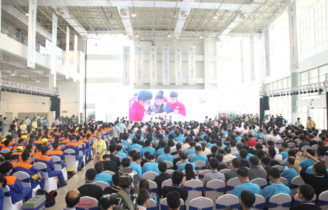 技能盛宴·惊艳全城—新东方烹饪亮相2017技能中国行