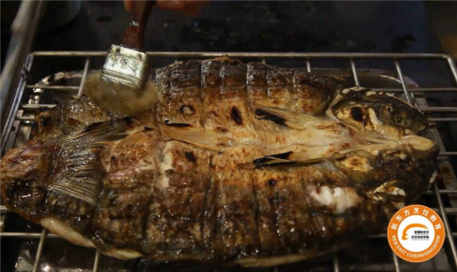 ​烤鱼的做法 豆豉烤鱼的详细做法