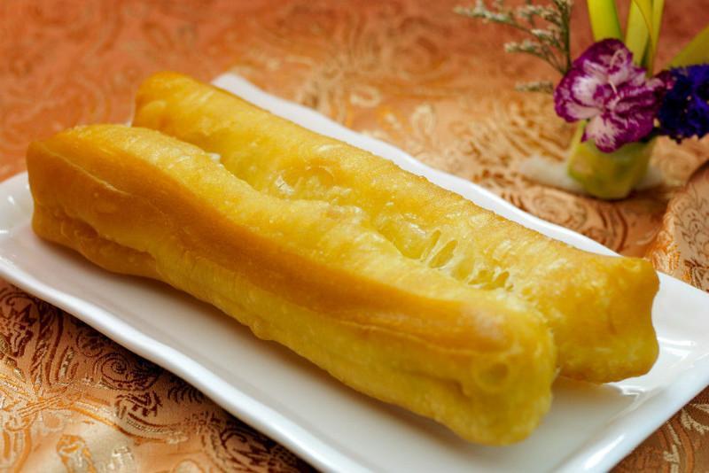 想学做正宗油条技术去哪里？