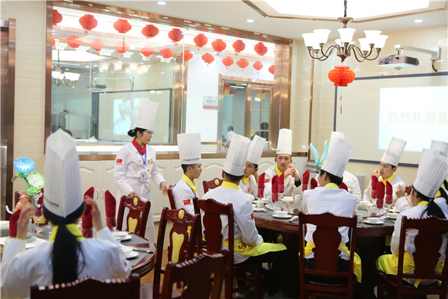 斗鱼人气主播空降新东方烹饪 倾情打造全新直播综艺