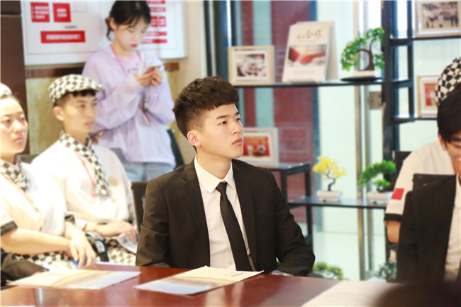 合肥詹记食品有限公司前来我校进行专场招聘！