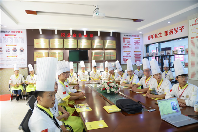 温州乐清田野连锁酒店前来我校进行专场招聘！