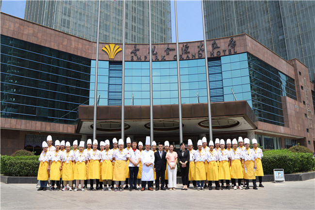 我校组织中餐专业新生前往世纪金源大酒店参观学习