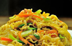 方便面炒着吃 美味更健康