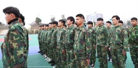 田野中餐厅企业定向班在我校隆重开训！