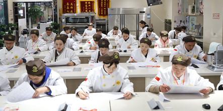 想就业好，不如学一门厨师技术傍身！