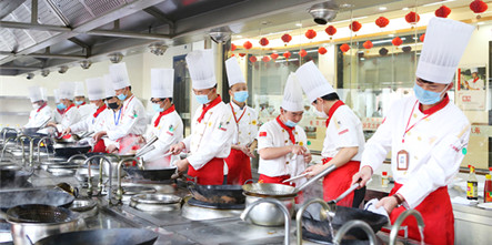 如此好的餐饮势头，你还没选择安徽新东方烹饪学院？