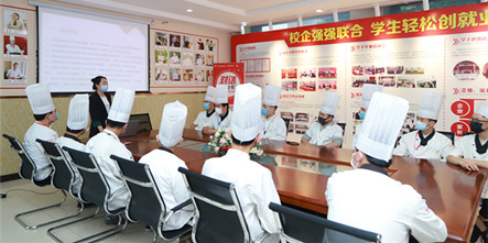 【就业指导课】让每一位学子成功就业、规划更清晰!
