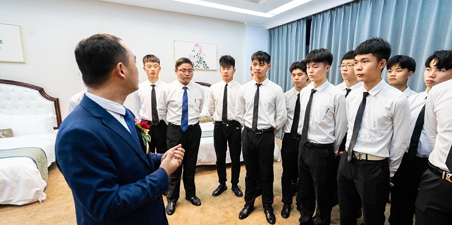 女生适合学餐饮酒店管理吗？