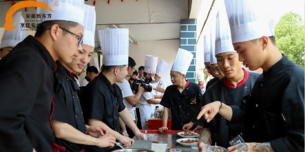 当今时代，学历重要还是技能更重要？