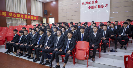 校企强强联合，学生就业无忧！