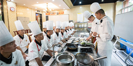 刘光明大师：没有捷径可走，厨艺千锤百炼才为精