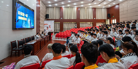 关注学生心理健康,开学先上心理课