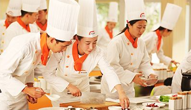 学厨师的学校 \