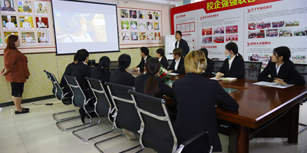 【就业喜讯】奈雪の茶所属公司来我校举行专场招聘会