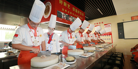 世界厨师日 | 安徽新东方致敬美食背后的英雄！