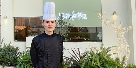 杰出学子|毕业一年半升至厨师长，他是如何做到的？