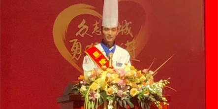 杰出学子|积极向上，脚踏实地—韩笑