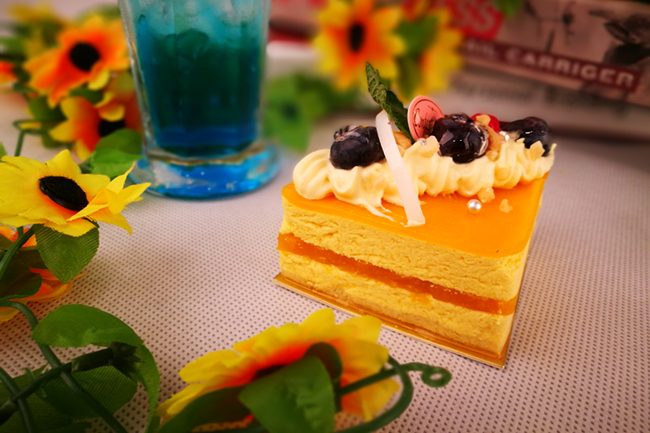 初中毕业想学西点烘焙到哪里学习比较好？来安徽新东方！