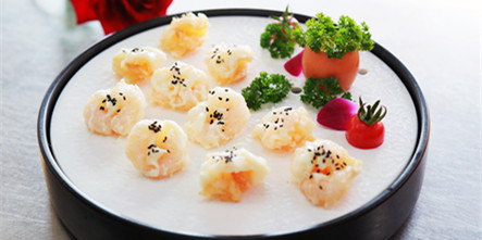 【校企主厨进校园】合肥庐州太太主厨来校为中餐学子授课