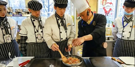 初高中毕业想学烹饪技术，来安徽新东方就对了！