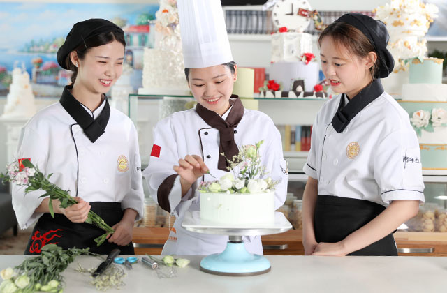 西点培训学校 \