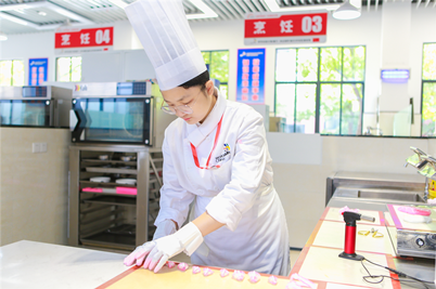 西点学校强的介绍 \
