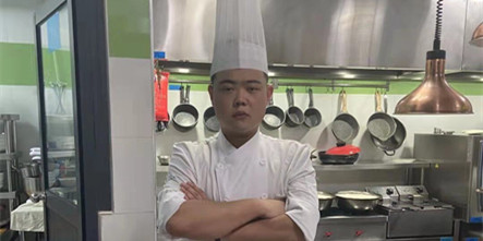 中餐杰出学子—汤辉