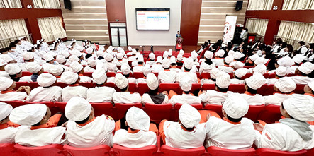 “好习惯成就好未来”主题演讲活动顺利开展