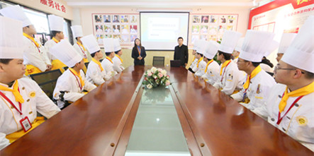 苏州老阿爸厨师长班企业文化课开课啦！