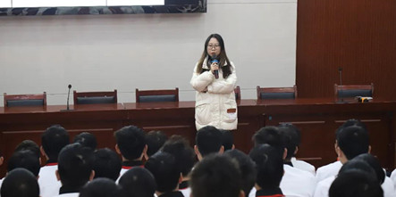 拥抱梦想，从“心”开始 | 安徽新东方开展心理健康讲座