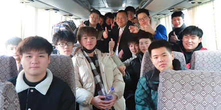 挥别校园,梦想起航——金典19-06班毕业欢送会