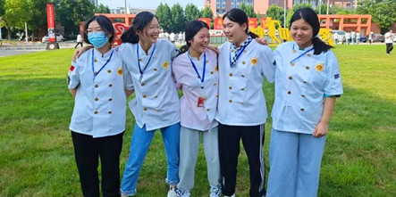 线上即可参观学校，报名好专业，安徽新东方线上报名通道已开启！