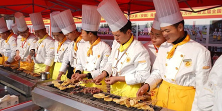 三月，你好！在安徽新东方学习的每一天都值得纪念！