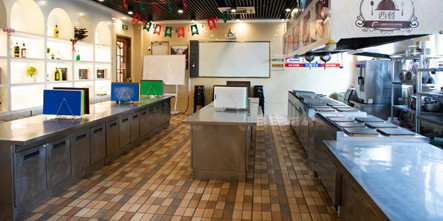 【两会职教声音】提高职业教育地位，提高职教毕业生落户、就业、薪资待遇