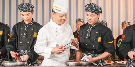 初中毕业学什么技术好？学西餐技术