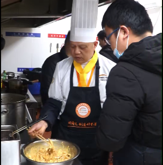 滁州教学油炸食品的学校 \