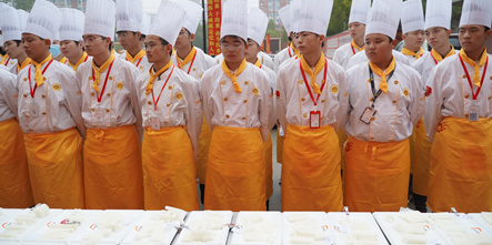 刀起刀落，尽显真功！安徽新东方刀工考核现场