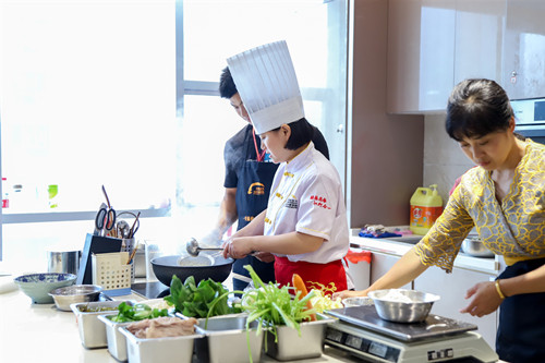 阜阳学铁板鸡架的地方 \